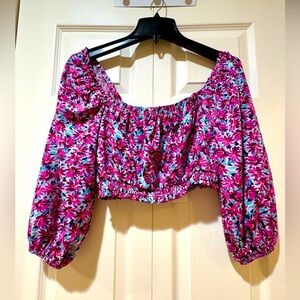 Lush Floral Long Puff Sleeve Cropped Top Size S. NWT